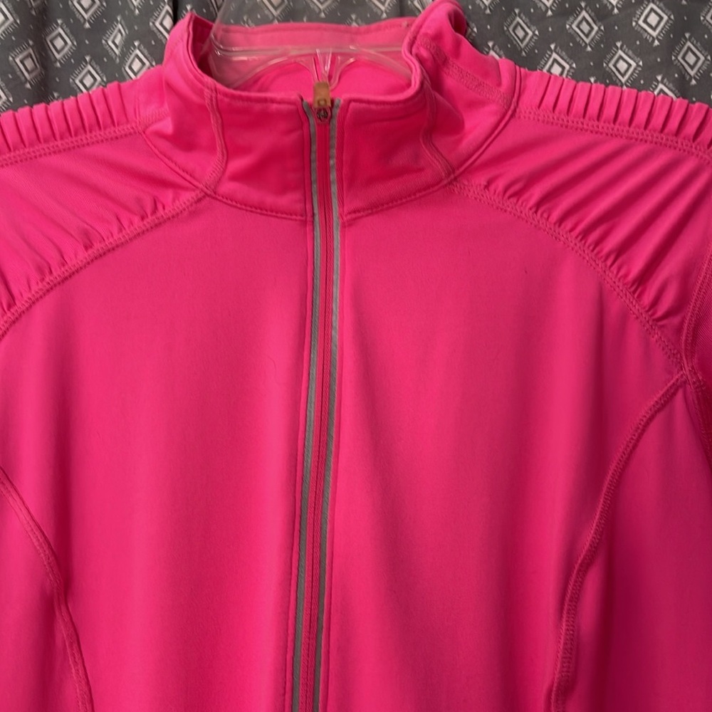 Pink Pullover - Picture 2 of 7